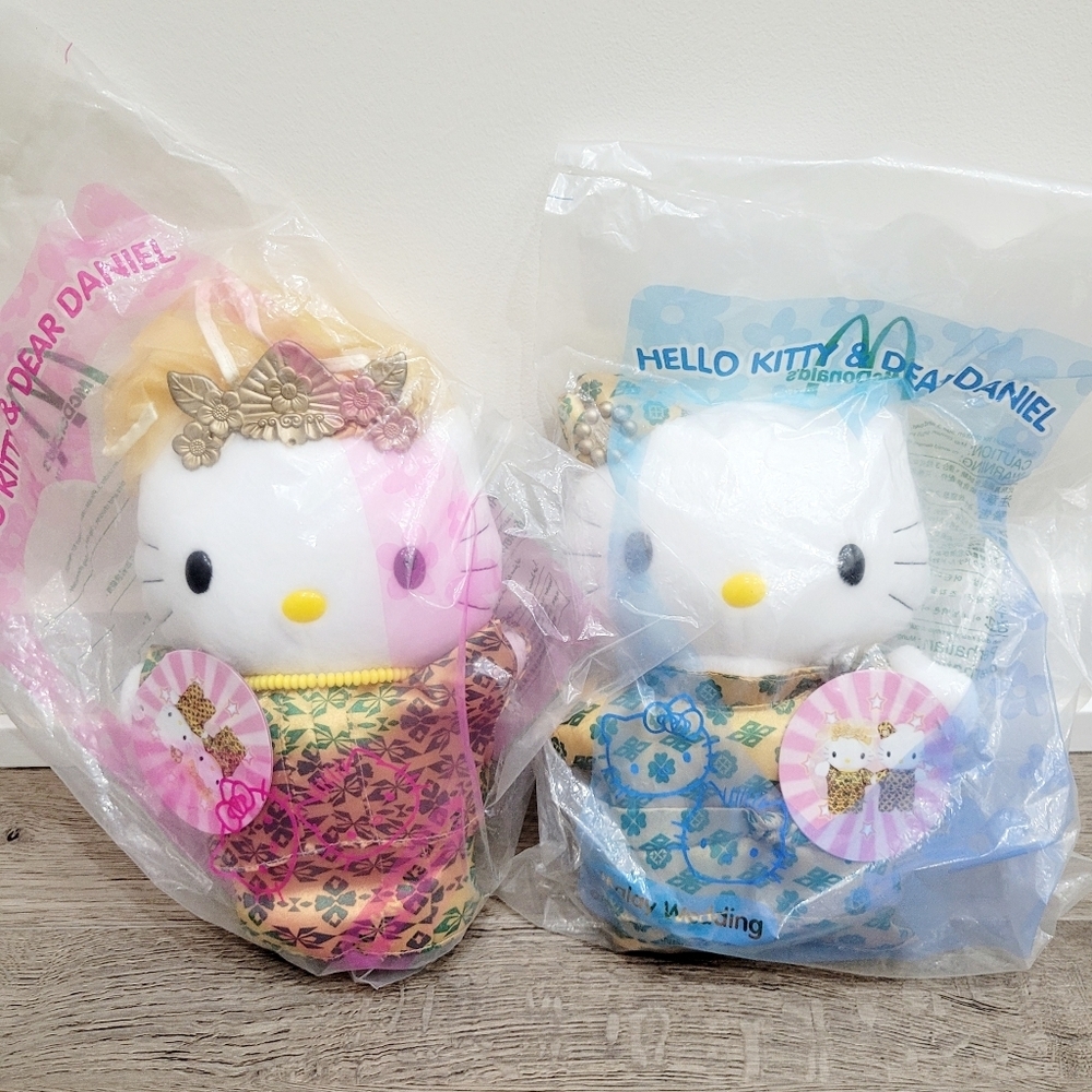 Vintage 1999 McDonald's Malay Wedding Hello Kitty